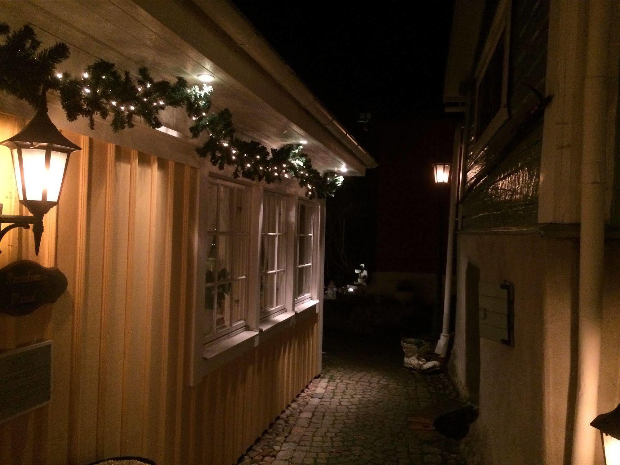 Hotel Amalias Hus Granna Luaran gambar